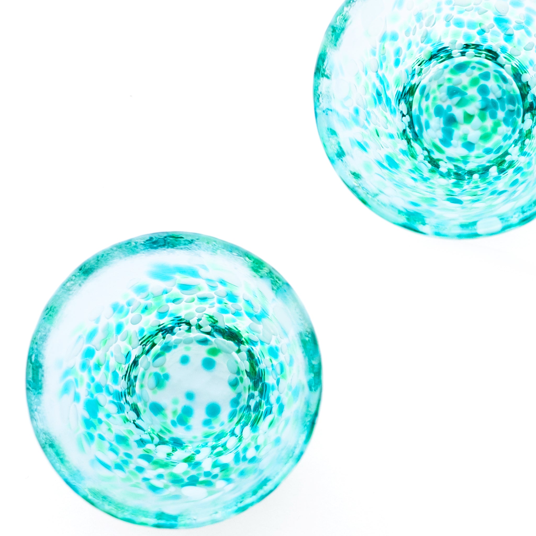 津軽びいどろ 盃コレクション 盃みずばしょう 盃を上から見た画像