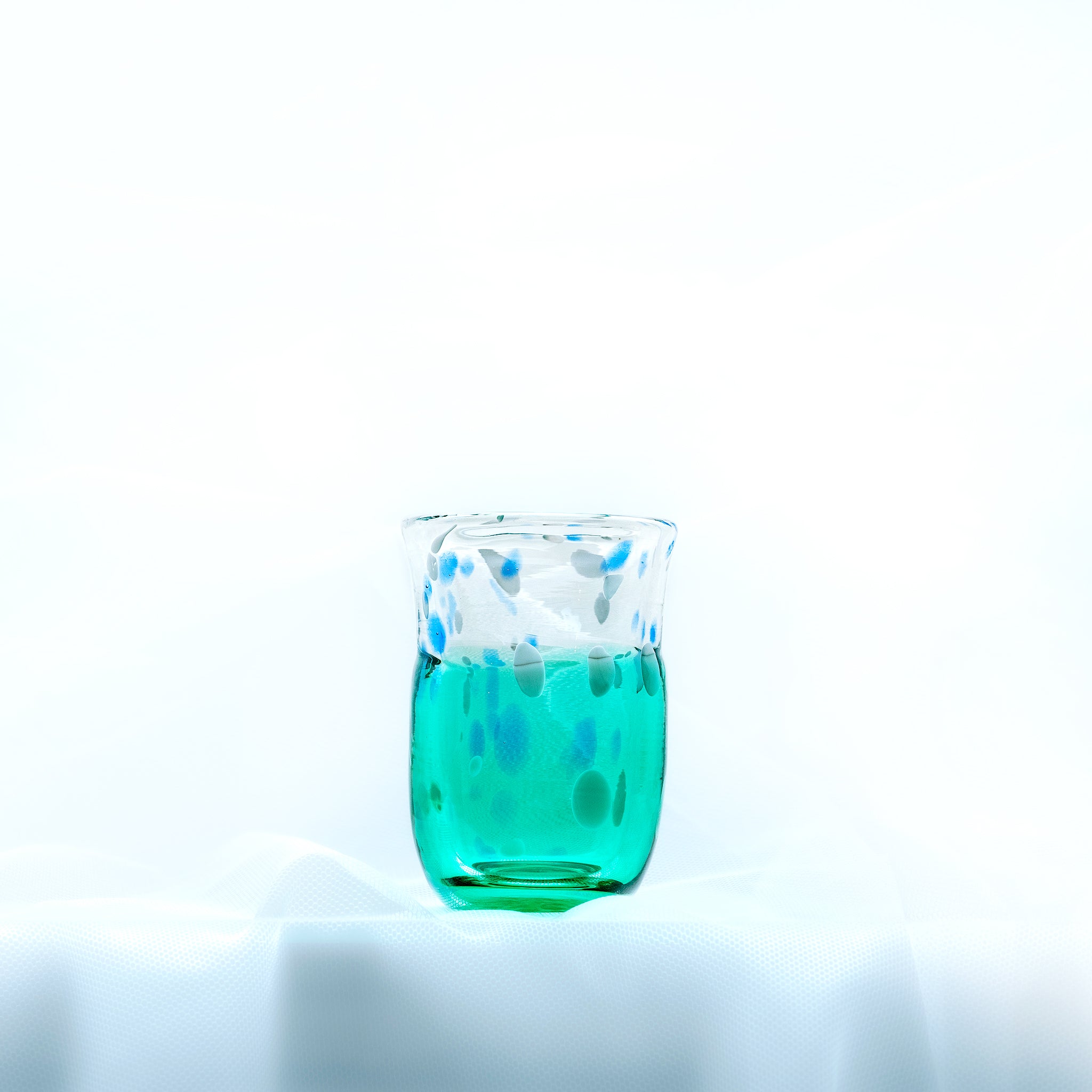 津軽びいどろ 盃12ヶ月コレクション 6月梅雨晴 イメージ画像