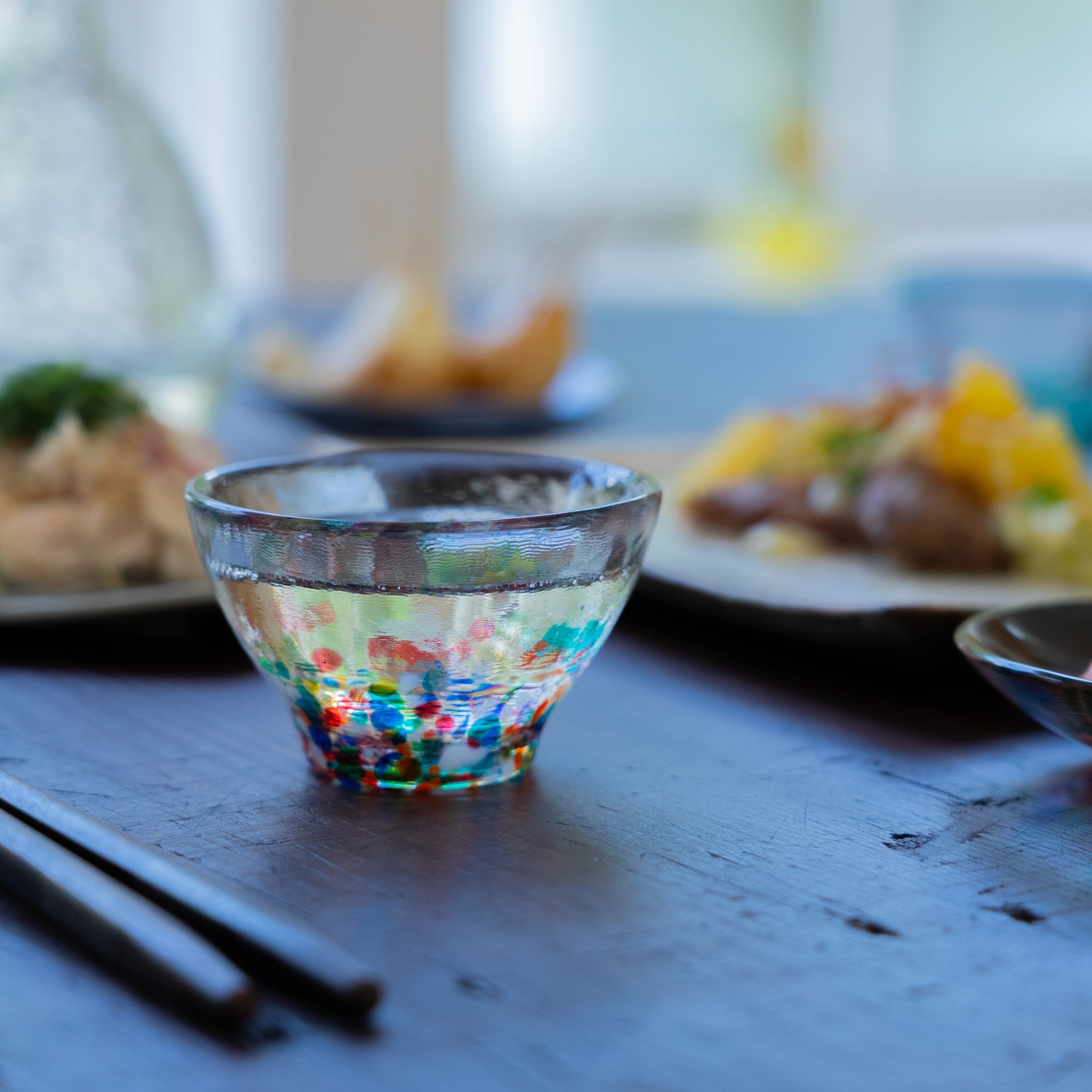 津軽びいどろ NEBUTA ねぶた盃 食卓に並ぶおちょこの画像