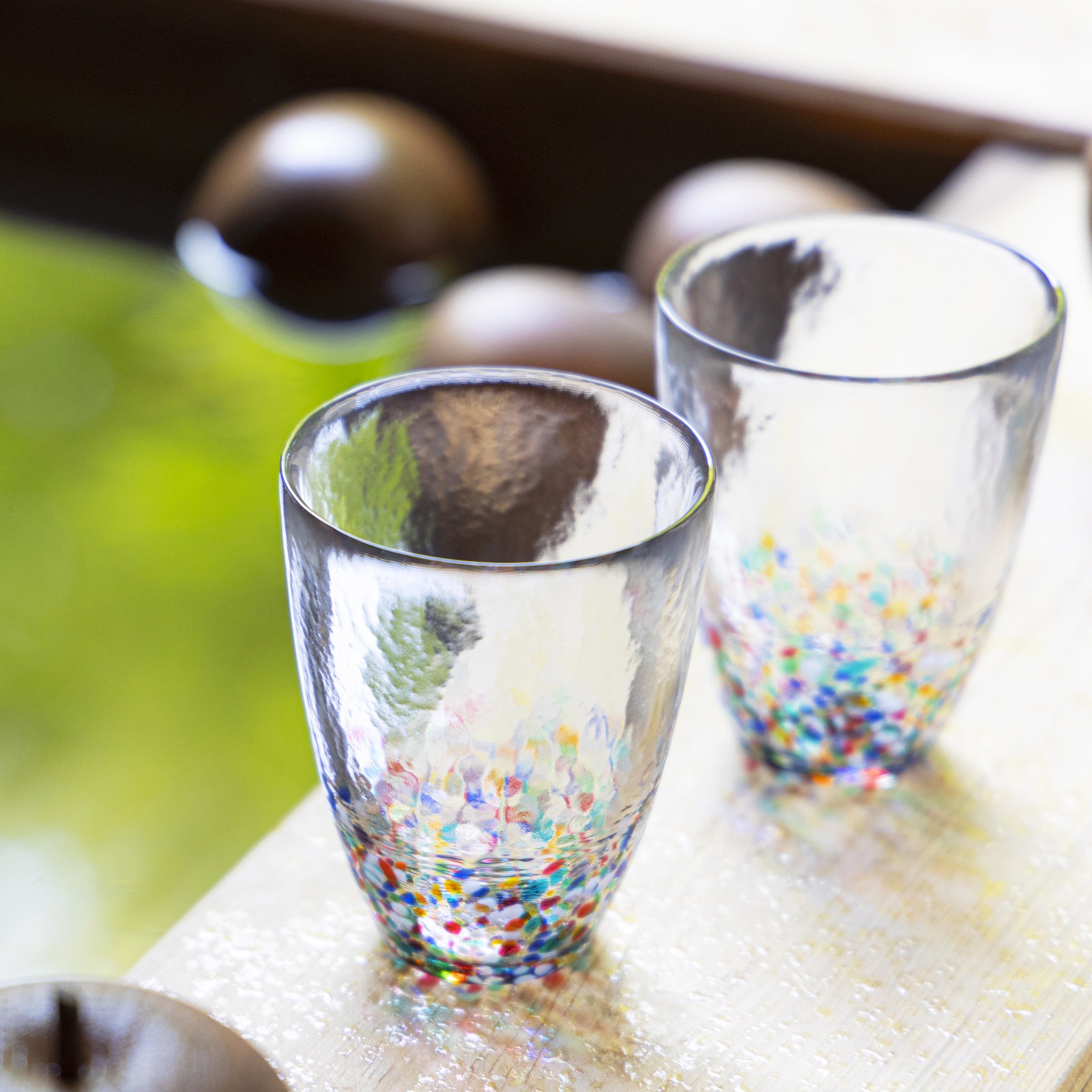 津軽びいどろ NEBUTA ねぶたタンブラーペア 同じデザインのグラスが並んでいる画像