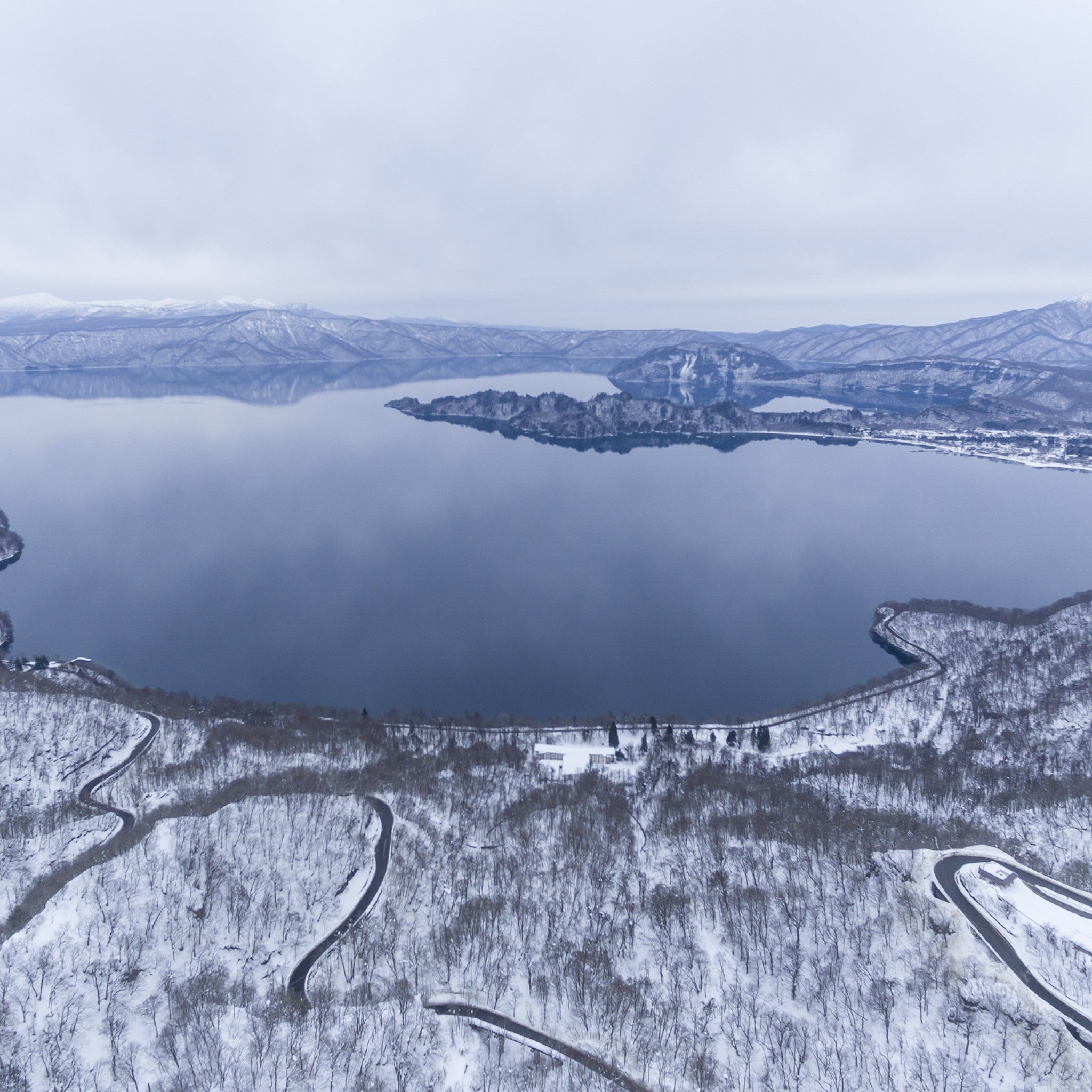 【販路限定】津軽びいどろ 雪うつし つぶ雪 盃 雪の風景