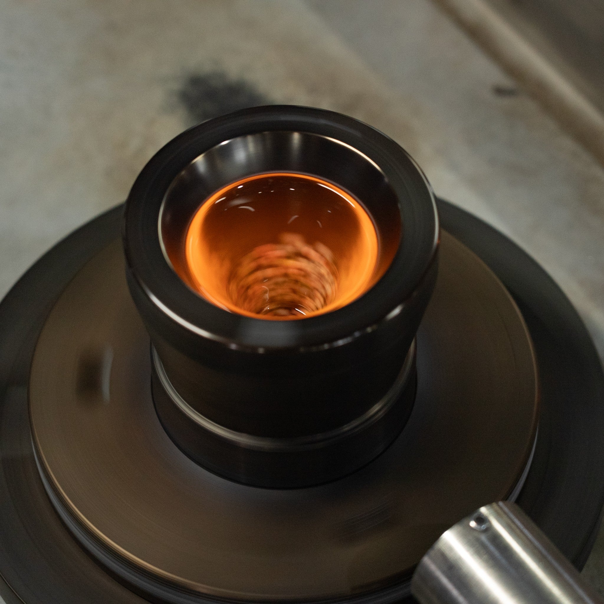 津軽びいどろ にほんの色 ふうけい 盃 春の丘 スピン成形で製造されるガラスおちょこ