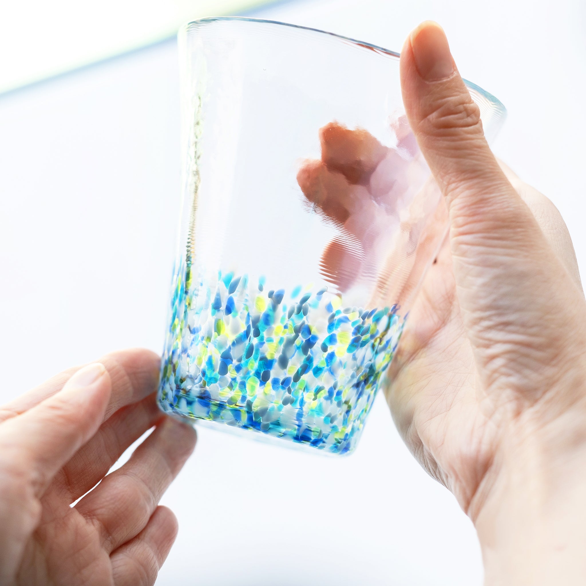 津軽びいどろ にほんの色ふうけい タンブラー紫陽花 グラスの側面の画像