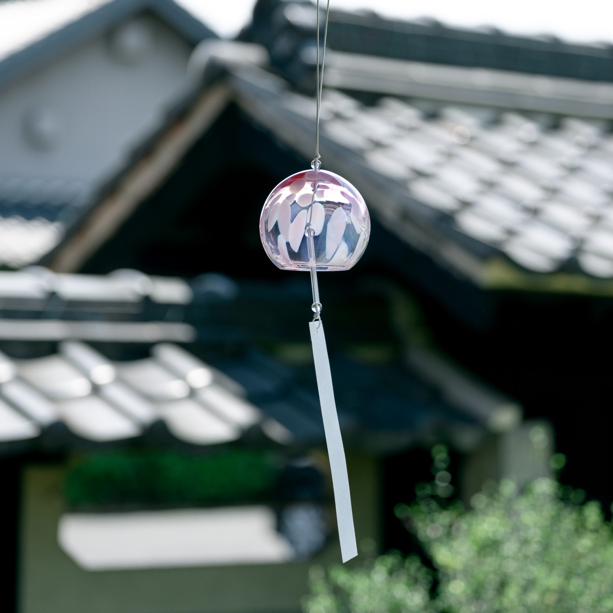 津軽びいどろ 風鈴 涼 春霞 | おしゃれなガラスの風鈴