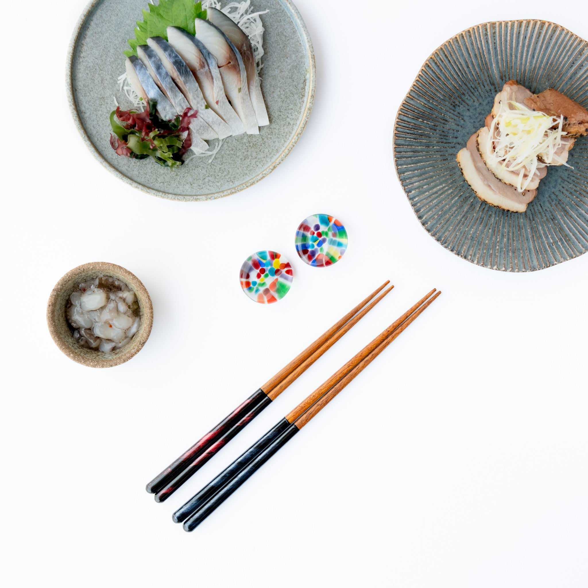 津軽びいどろ NEBUTA ねぶた箸置箸セット 料理と並ぶおしゃれなガラス箸置きと箸