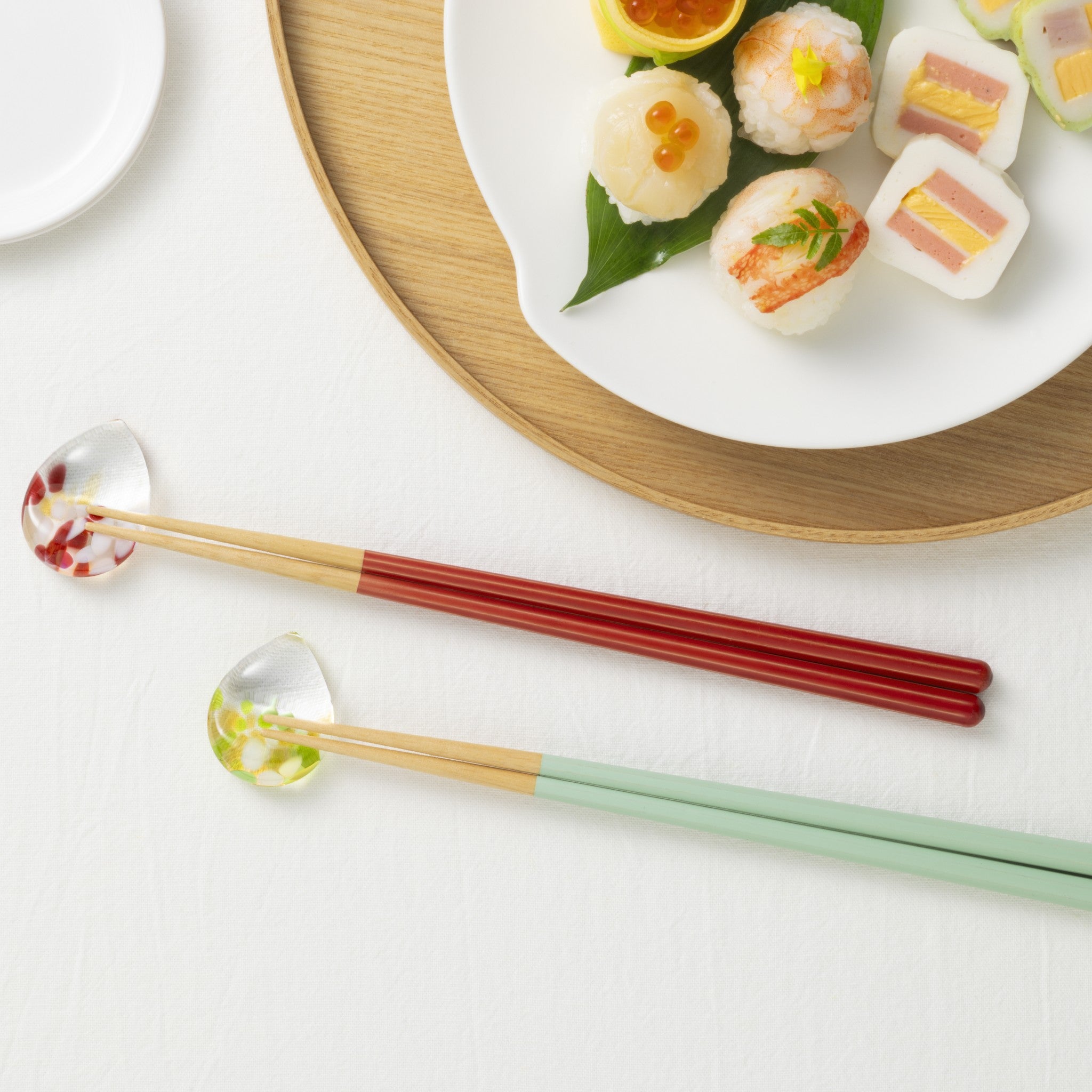 津軽びいどろ 津軽自然色りんご りんご箸置/箸セット | 結婚祝いや