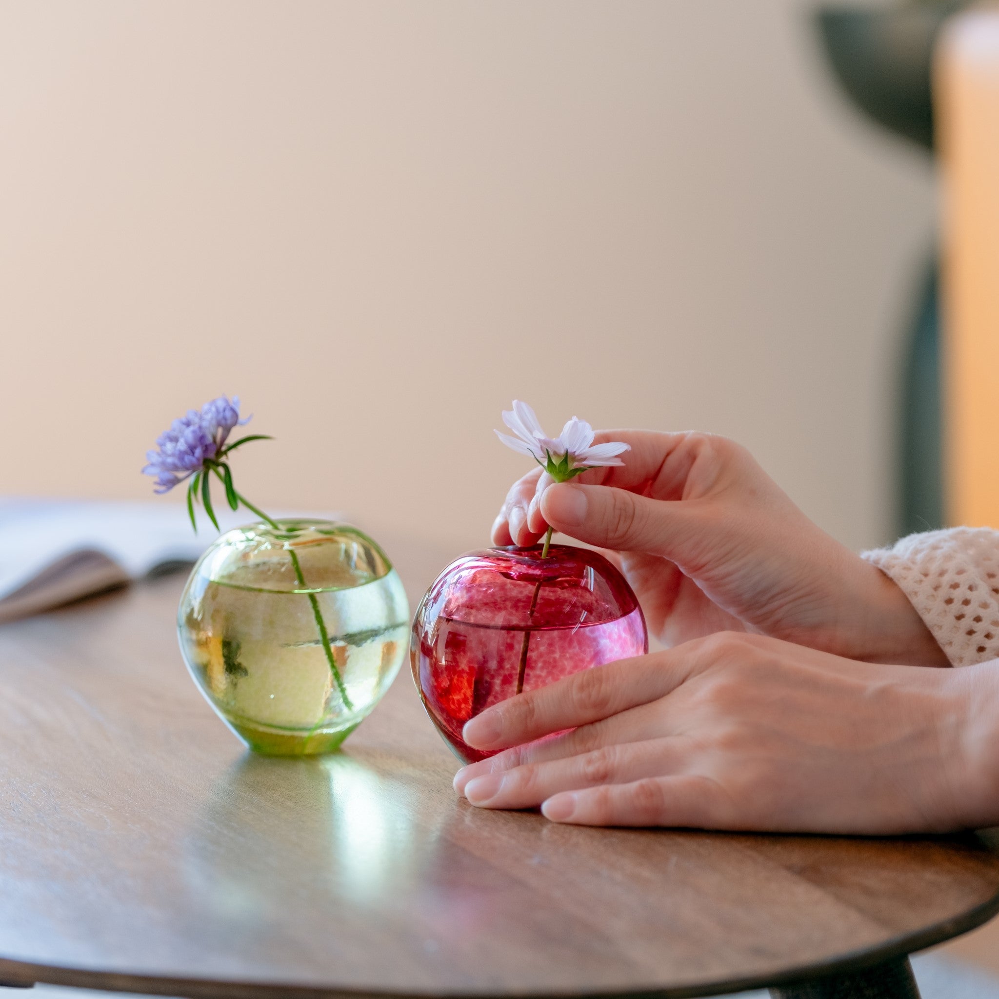 津軽びいどろ一輪挿し4個セット 津軽びいどろ 一輪挿し 4種 | （株）カネハチ糀屋商店