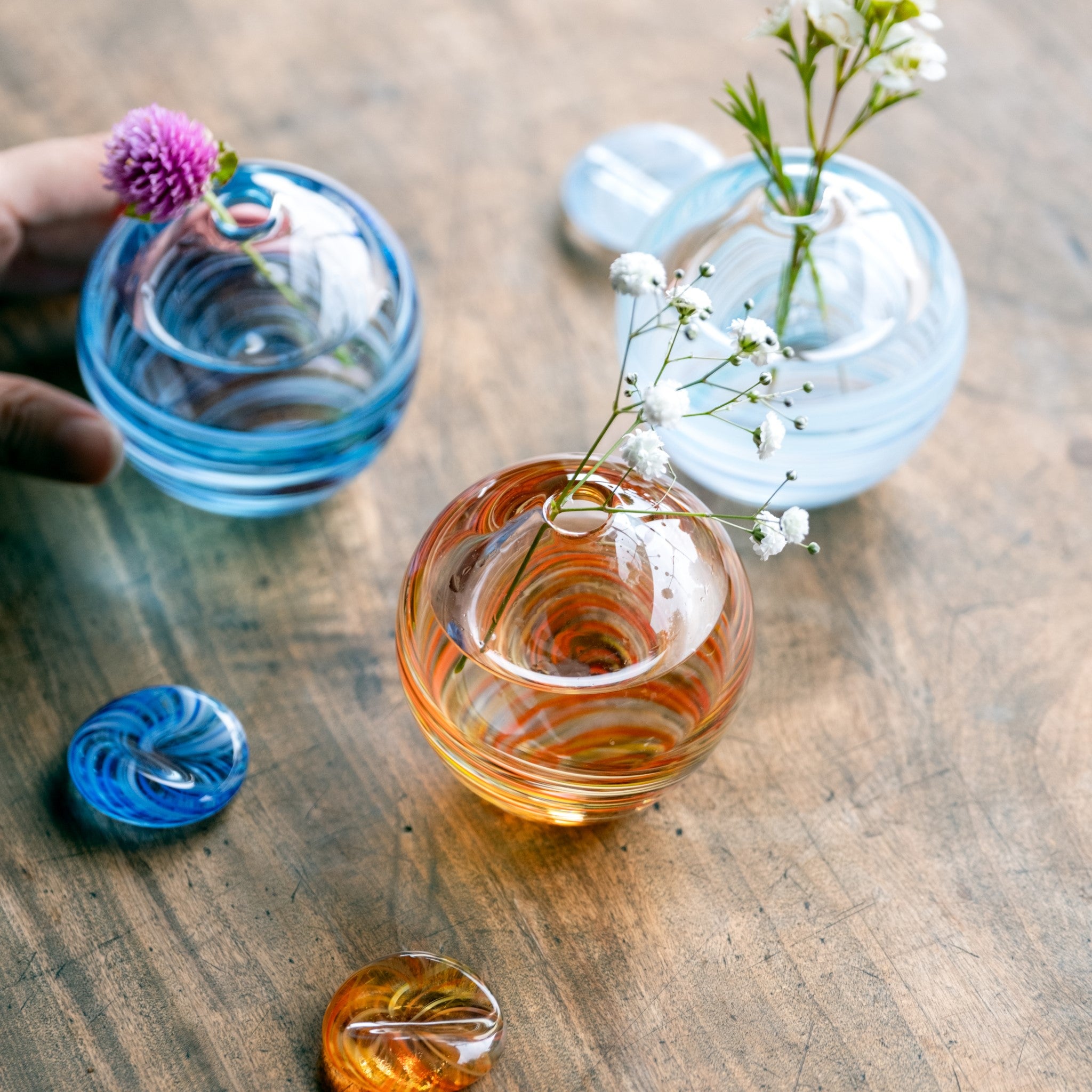 津軽びいどろ 六の色(むつのいろ) 一輪挿し 海 | おしゃれなガラス花瓶