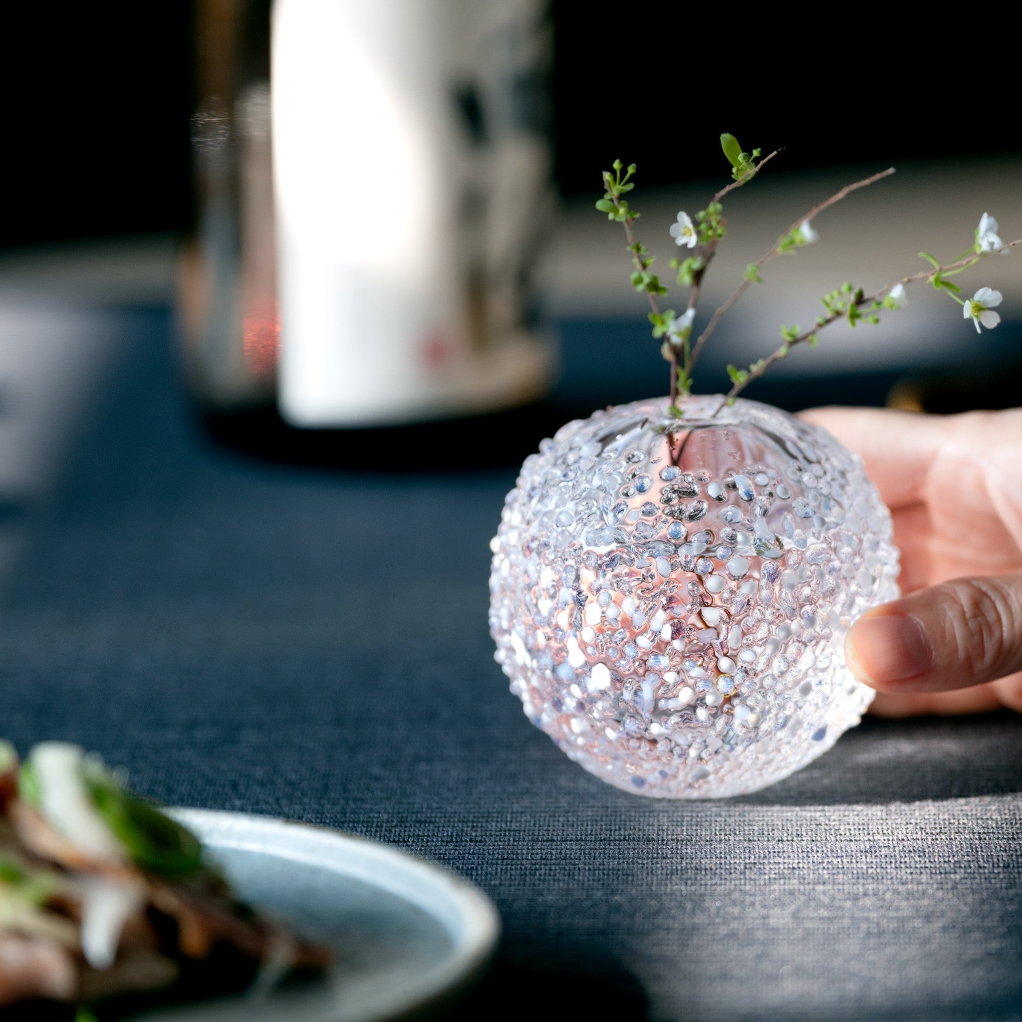 津軽びいどろ 雪うつし ざらめ雪 一輪挿し | おしゃれなガラス花瓶