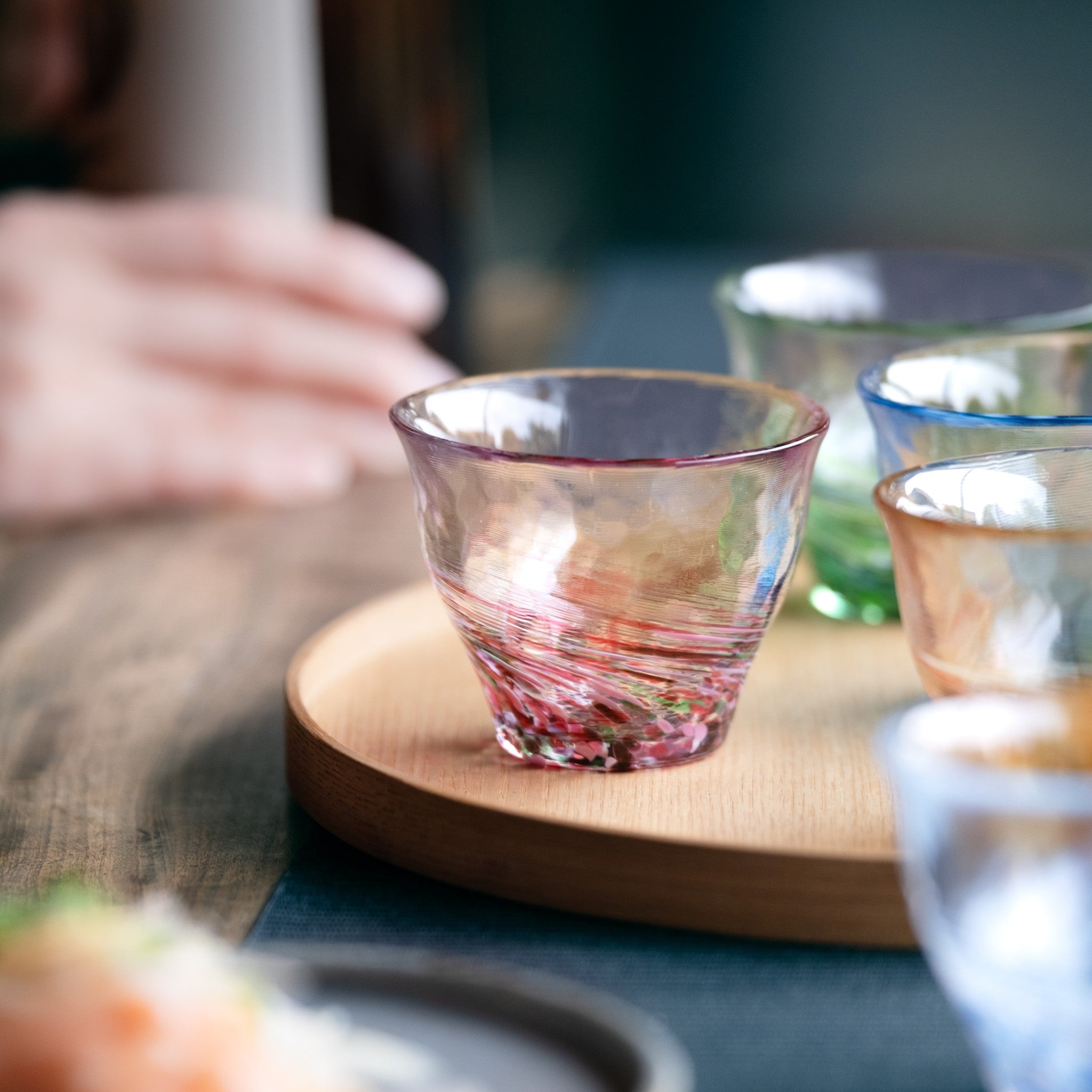 津軽びいどろ 六の色(むつのいろ) 盃 花 ピンク色のガラスおちょこ