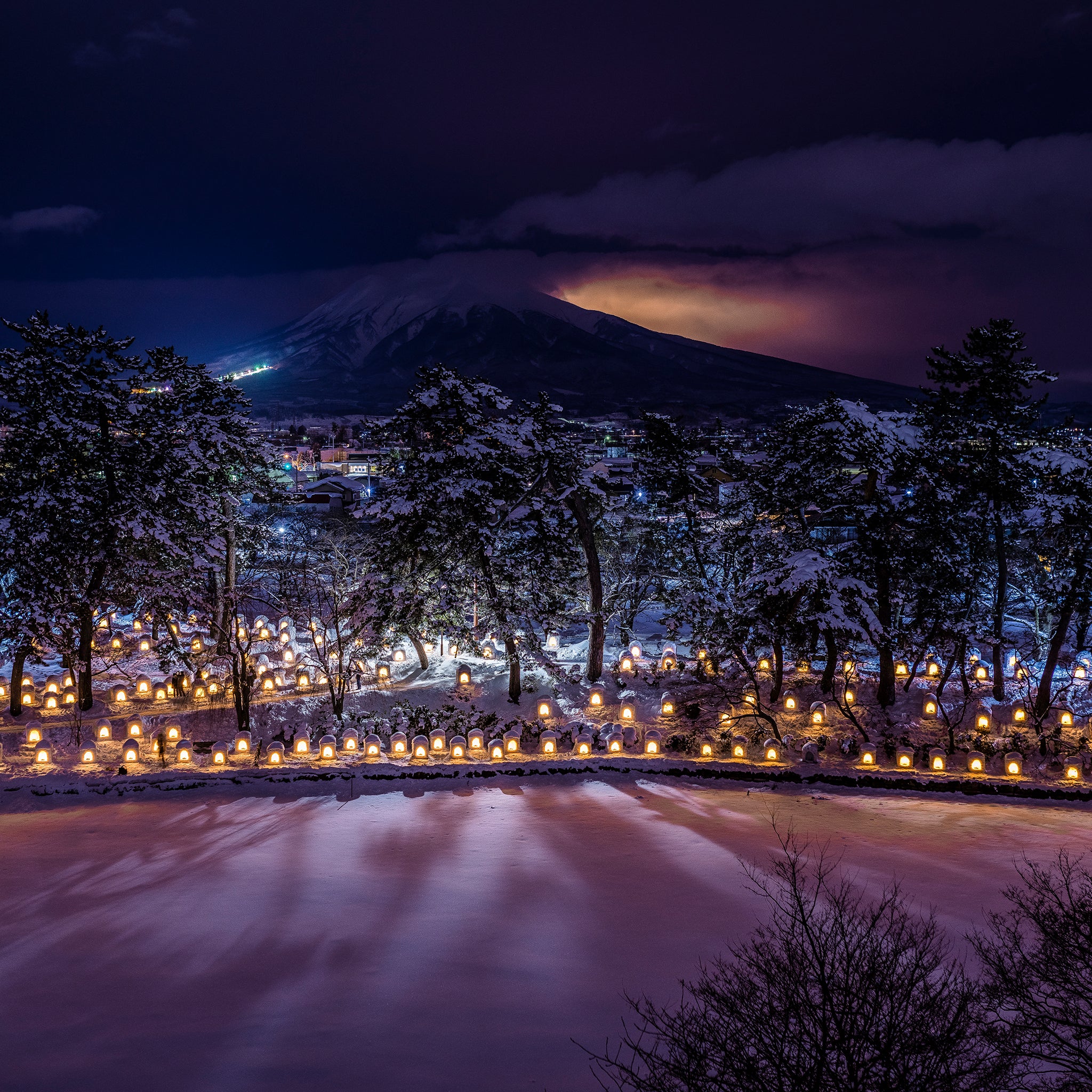 津軽びいどろ にほんの色 風景 一輪挿し 雪の灯 | おしゃれなガラス花瓶