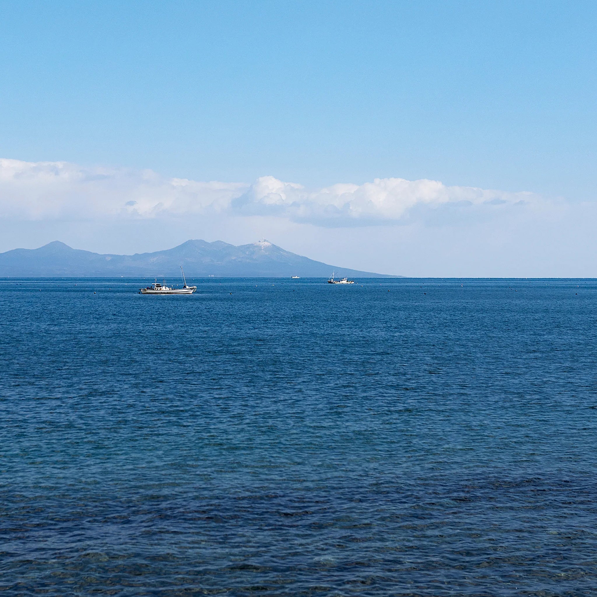 津軽びいどろ あおもりの海 風鈴 陸奥湾 イメージ画像