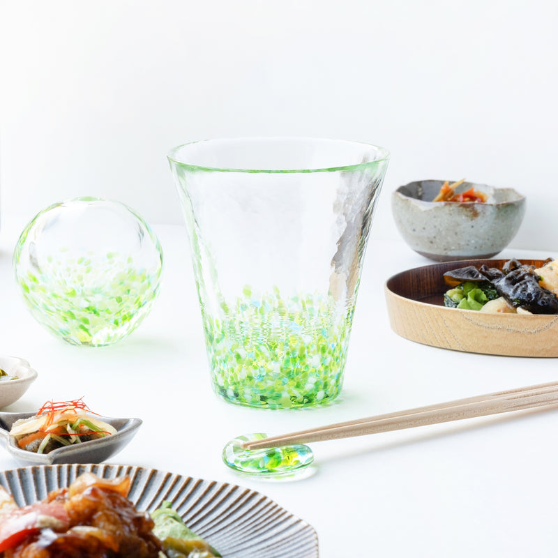 津軽びいどろ にほんの色ふうけい タンブラー夏の田園 食卓に並ぶグラスの画像