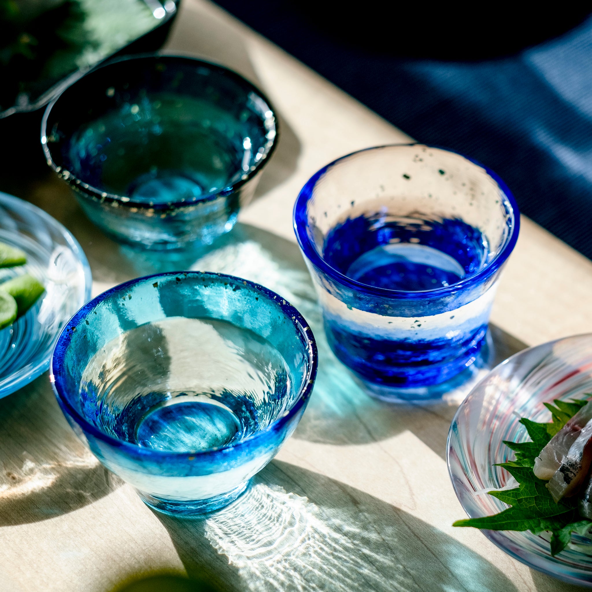 津軽びいどろ あおもりの海 盃 太平洋 | 日本酒をより楽しむためのガラスのおちょこ